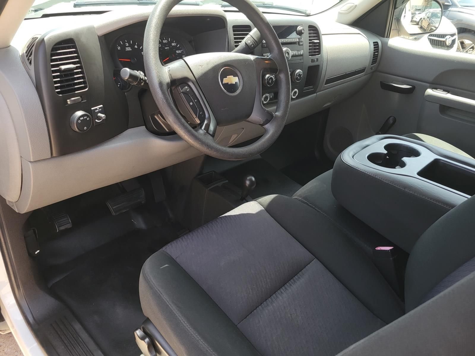 Used 2010 Summit White Chevrolet Work Truck image 15