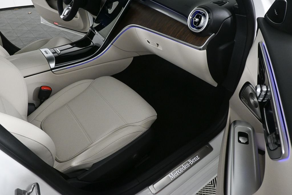 New 2026 Polar White Mercedes-Benz C 300 image 21