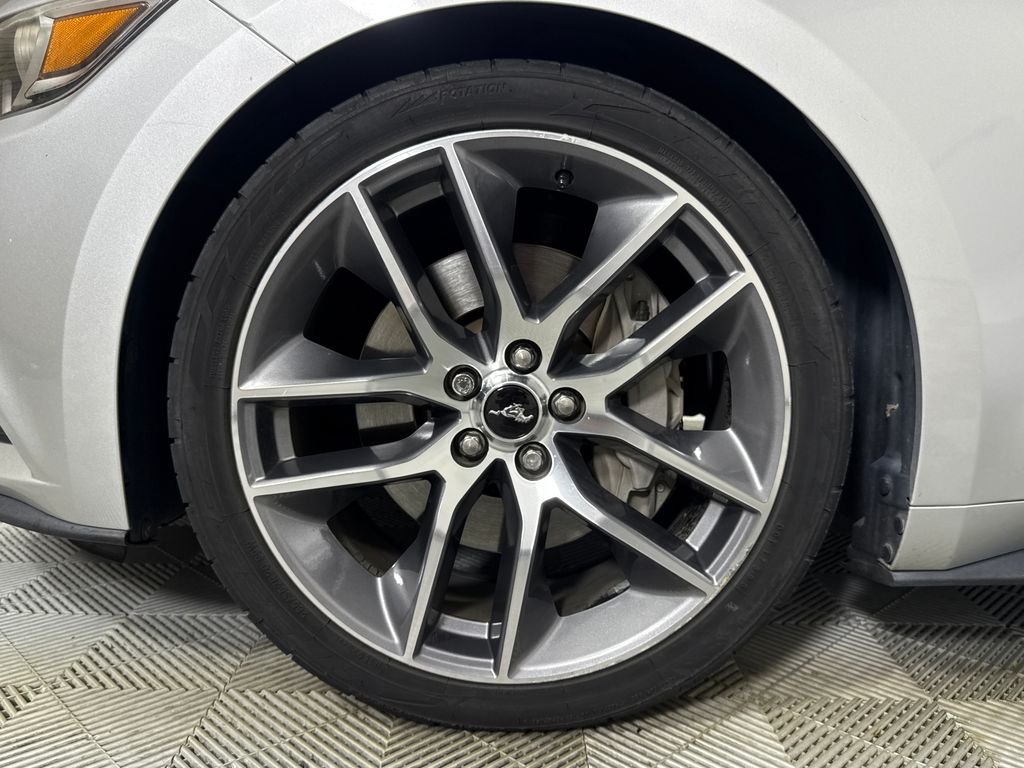 2016 Ford Mustang GT Premium - Photo 23