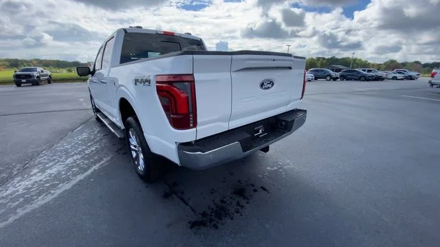 2025 Ford F-150 Lariat - Photo 6