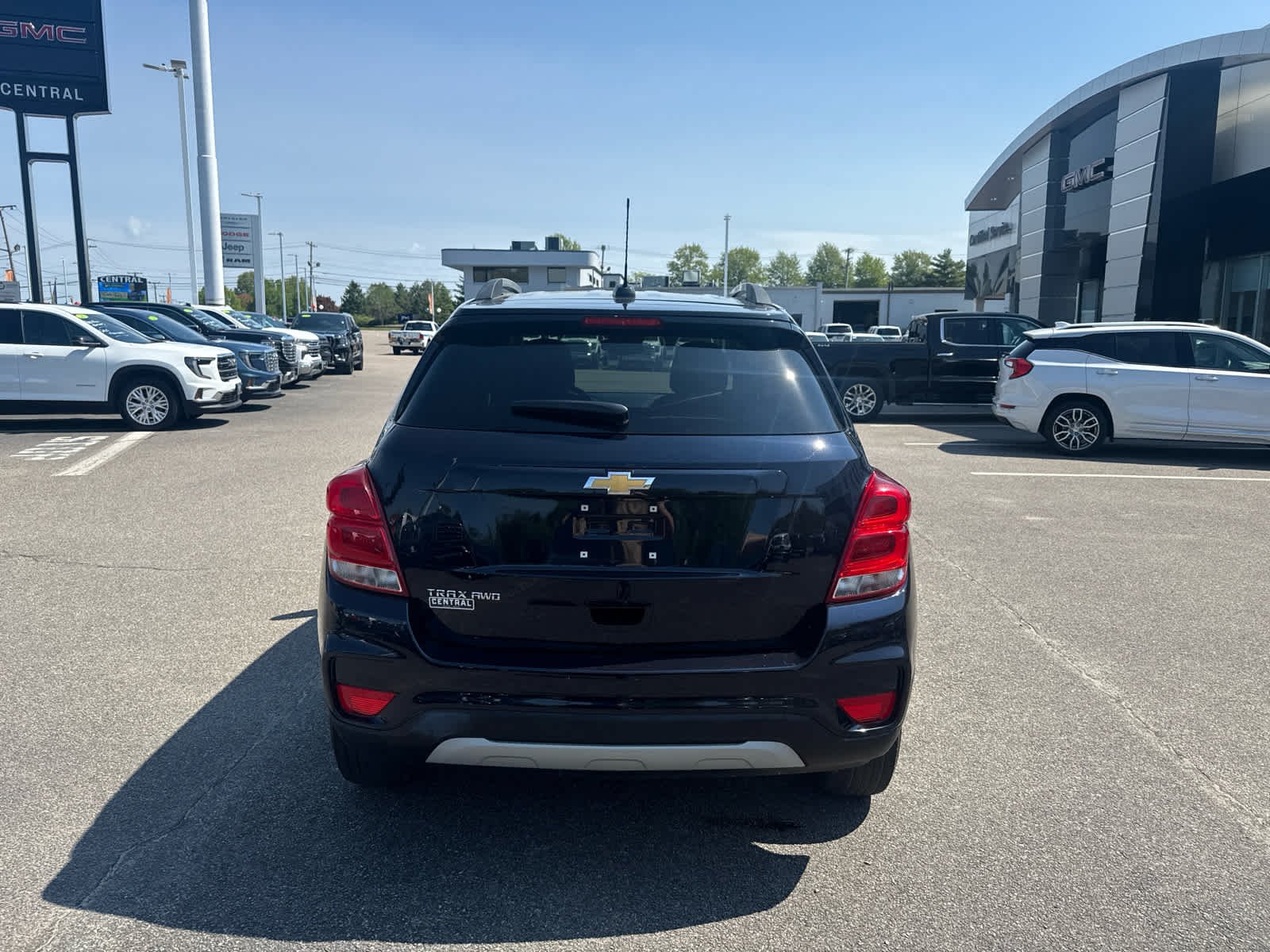 Certified Used 2022 Midnight Blue Metallic Chevrolet LT image 4