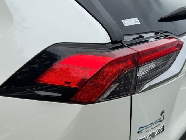 Used 2021 White Toyota XSE image 12