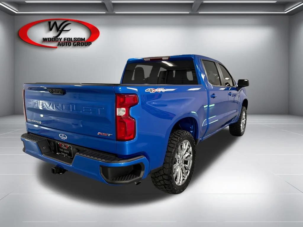 Used 2026 Riptide Blue Metallic Chevrolet RST image 6