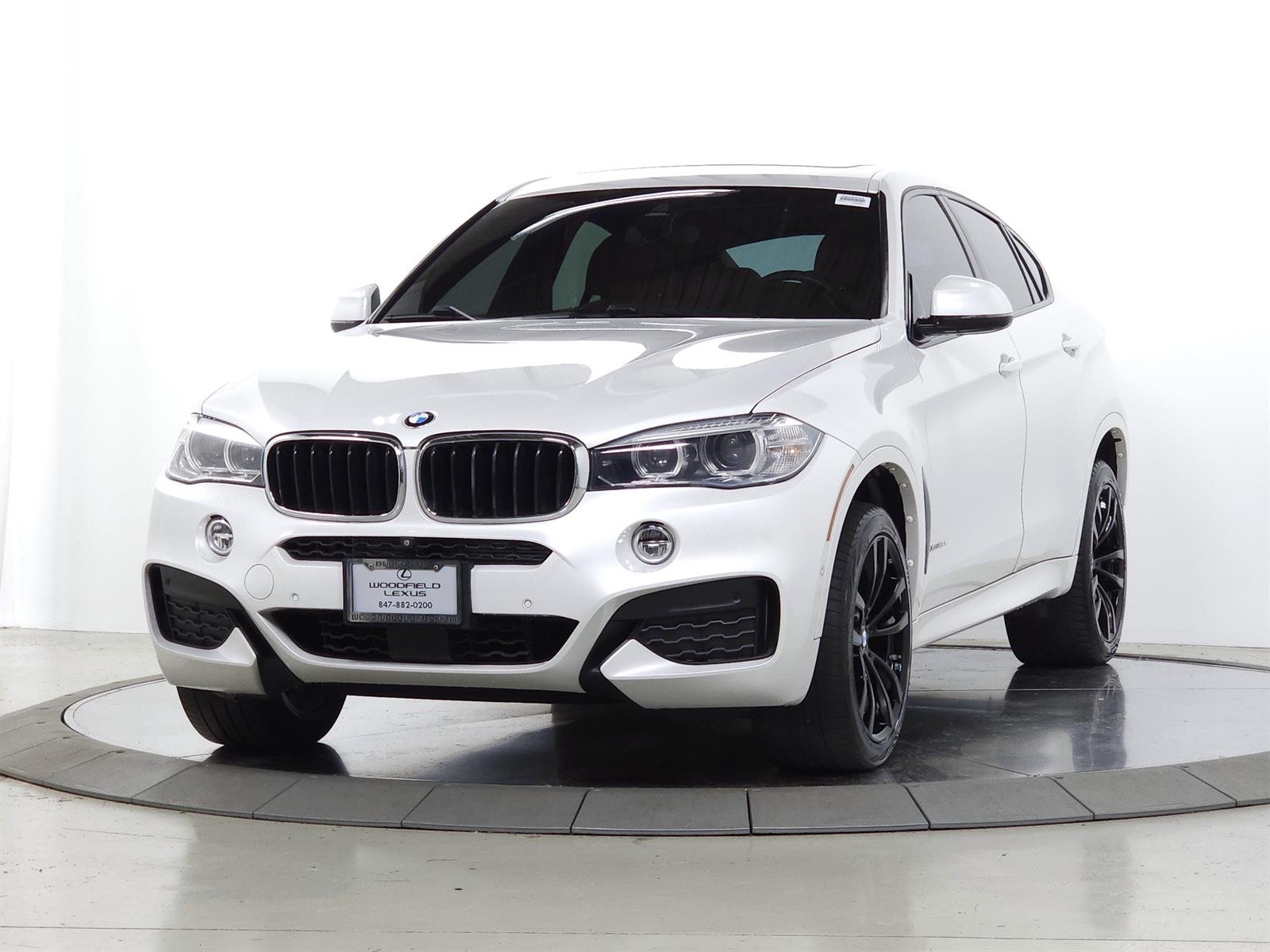 Used 2019 White BMW xDrive35i image 4