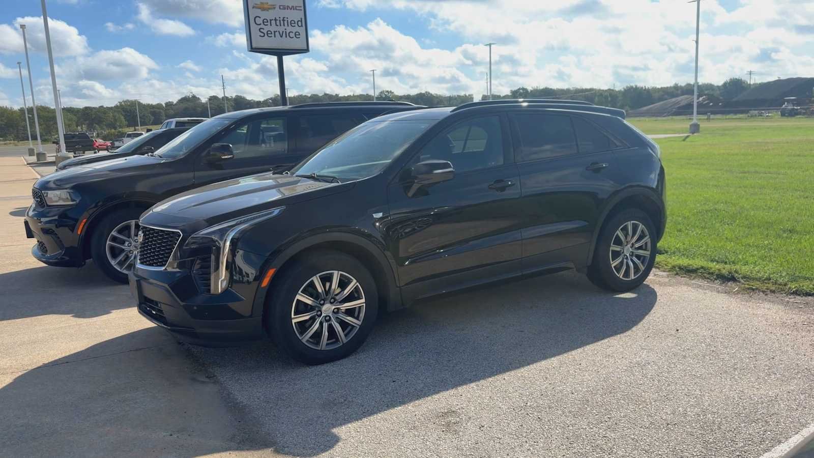 Certified Used 2022 Stellar Black Metallic Cadillac FWD Sport image 3