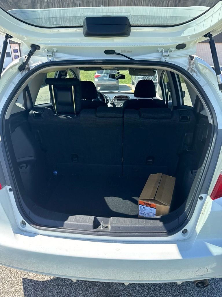 Used 2013 White Honda Sport image 13