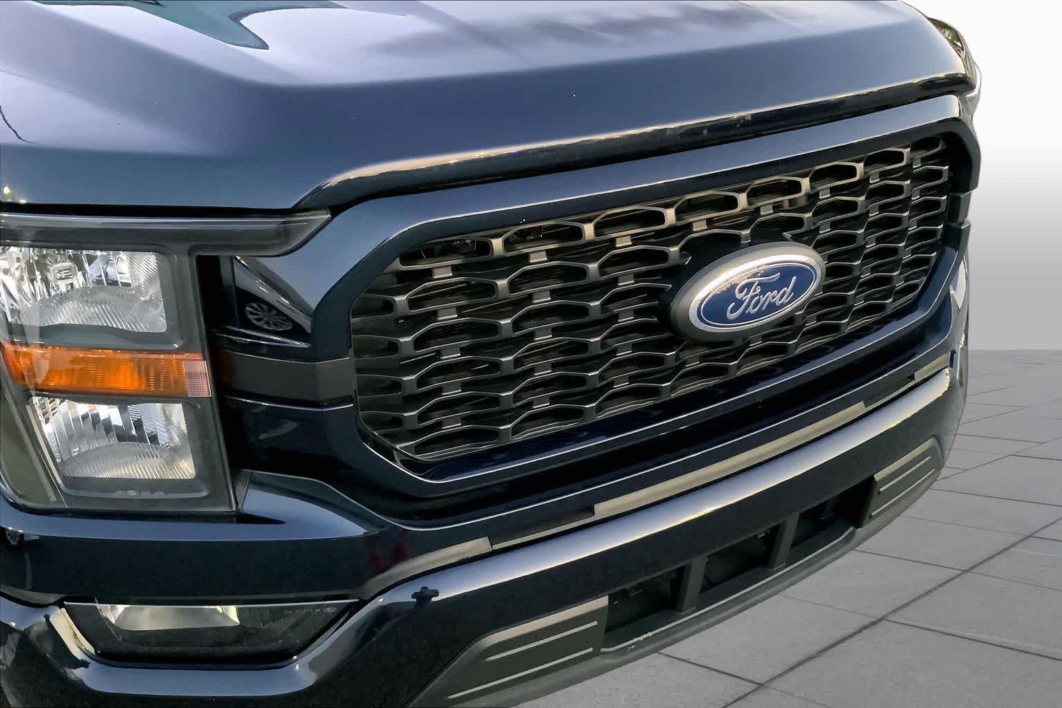 Used 2023 Antimatter Blue Ford XL image 29