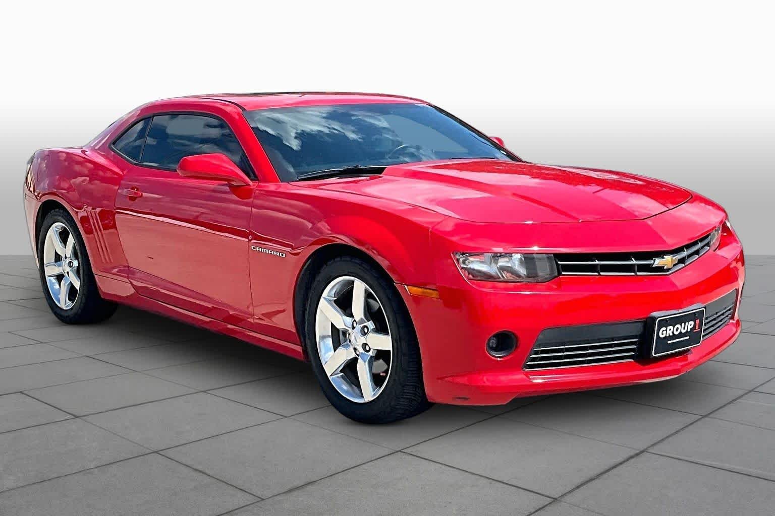 Used 2014 Red Hot Chevrolet LT image 3