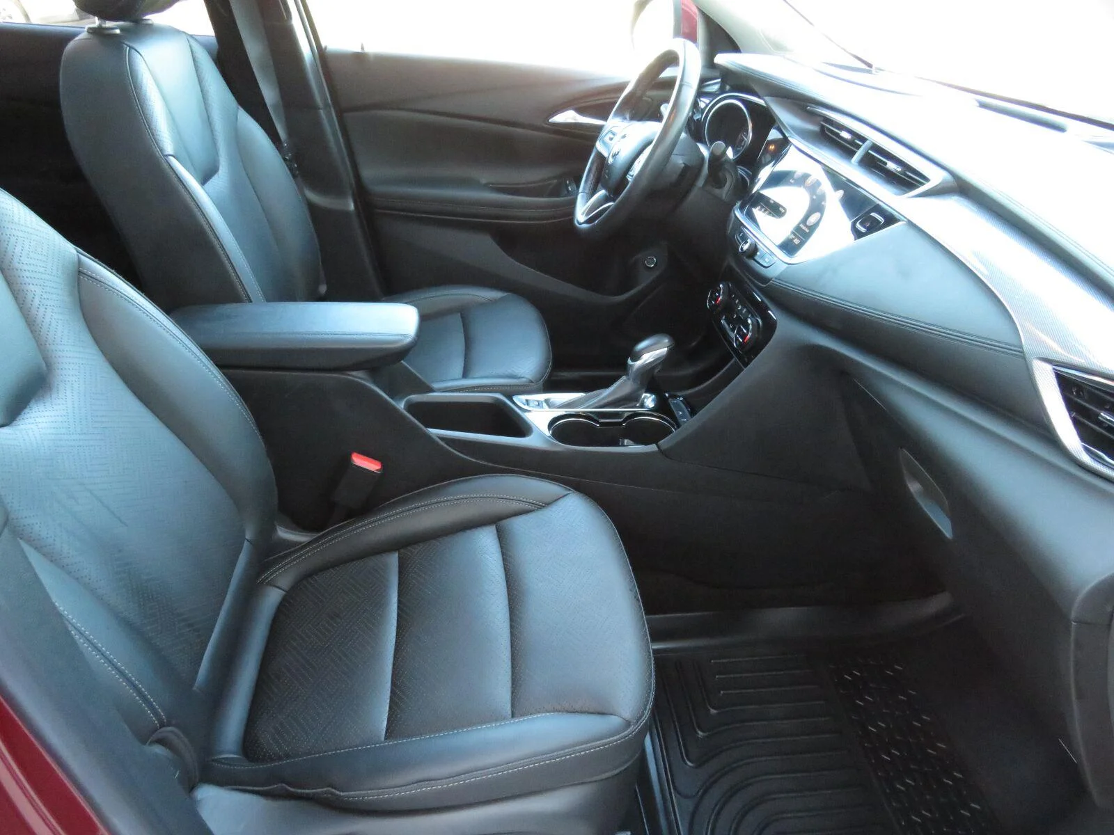 Used 2022 Cinnabar Metallic Buick Essence image 23