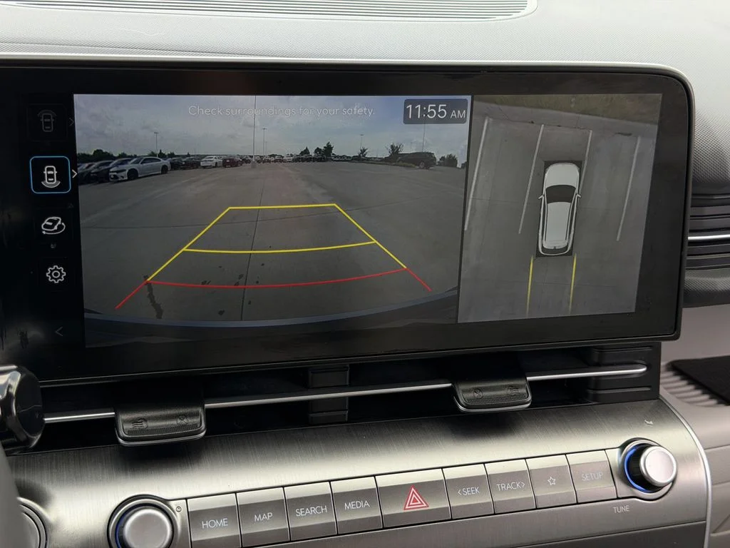 Used 2024 Black Hyundai Limited image 18