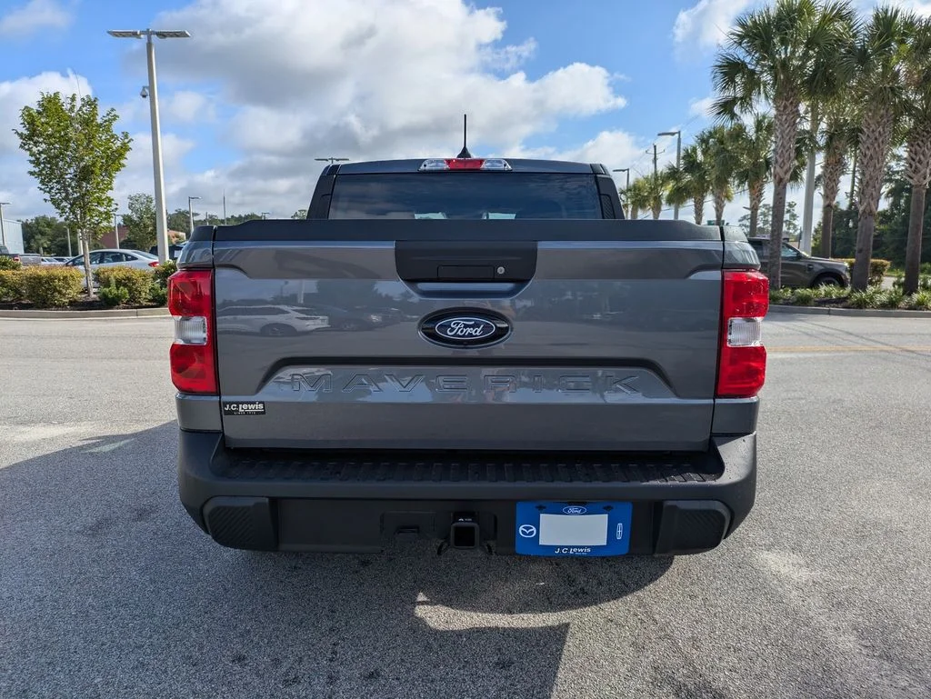 New 2026 Carbonized Gray Metallic Ford XL image 5