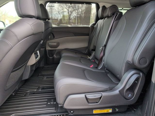 New 2026 Aurora Black Pearl Kia SX image 21