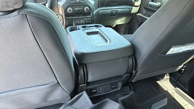 Used 2026 Black Chevrolet Custom image 20