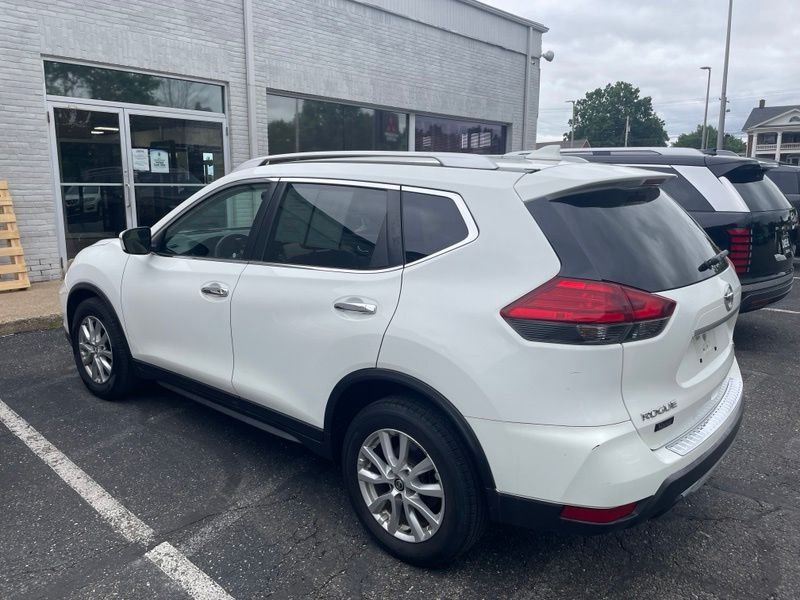 Used 2017 White Nissan SV image 3
