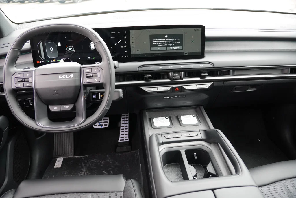 New 2027 Wolf Gray Kia X-Line SX image 13