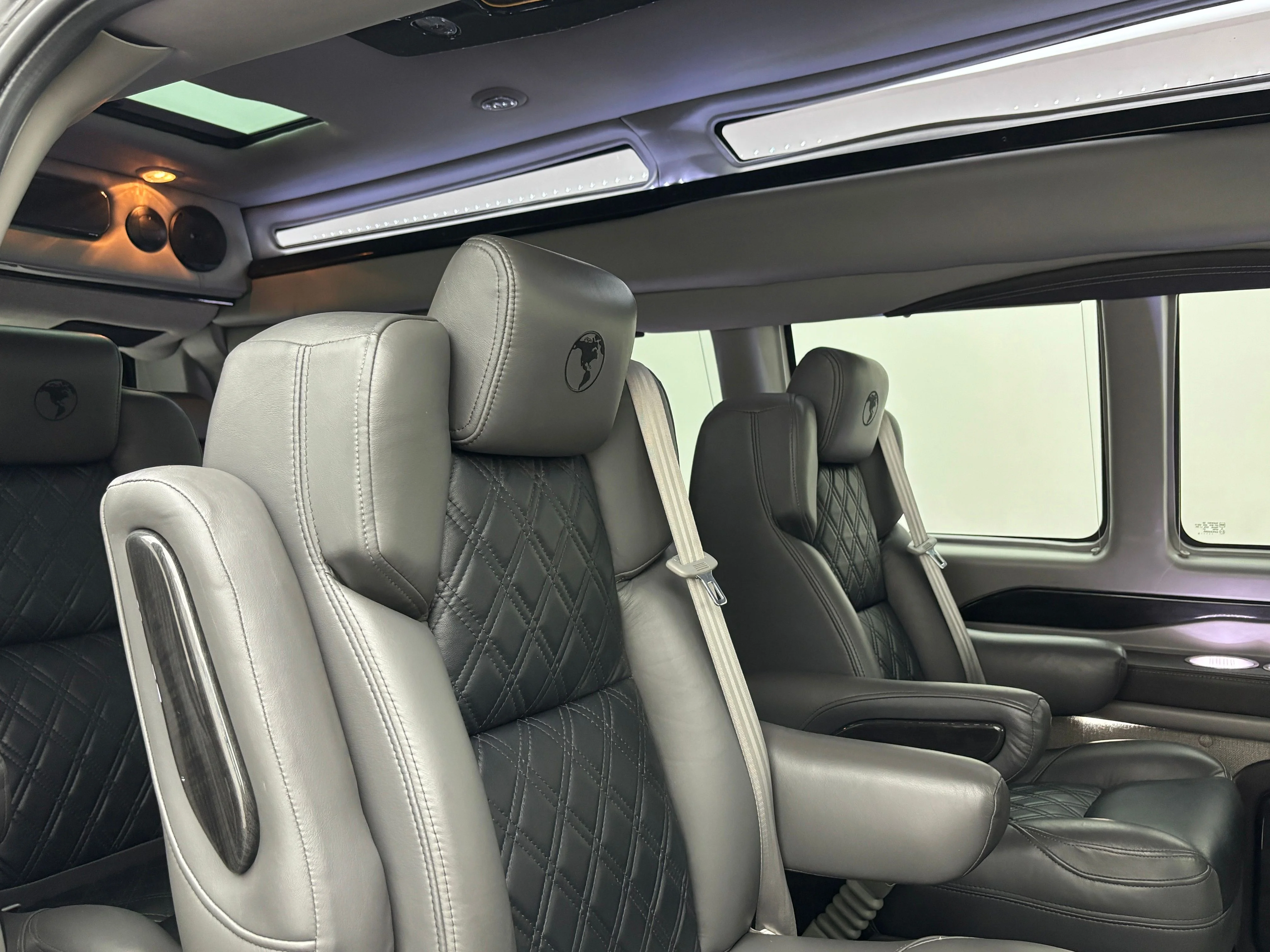 Used 2020 Onyx Black GMC Explorer Limited SE image 48