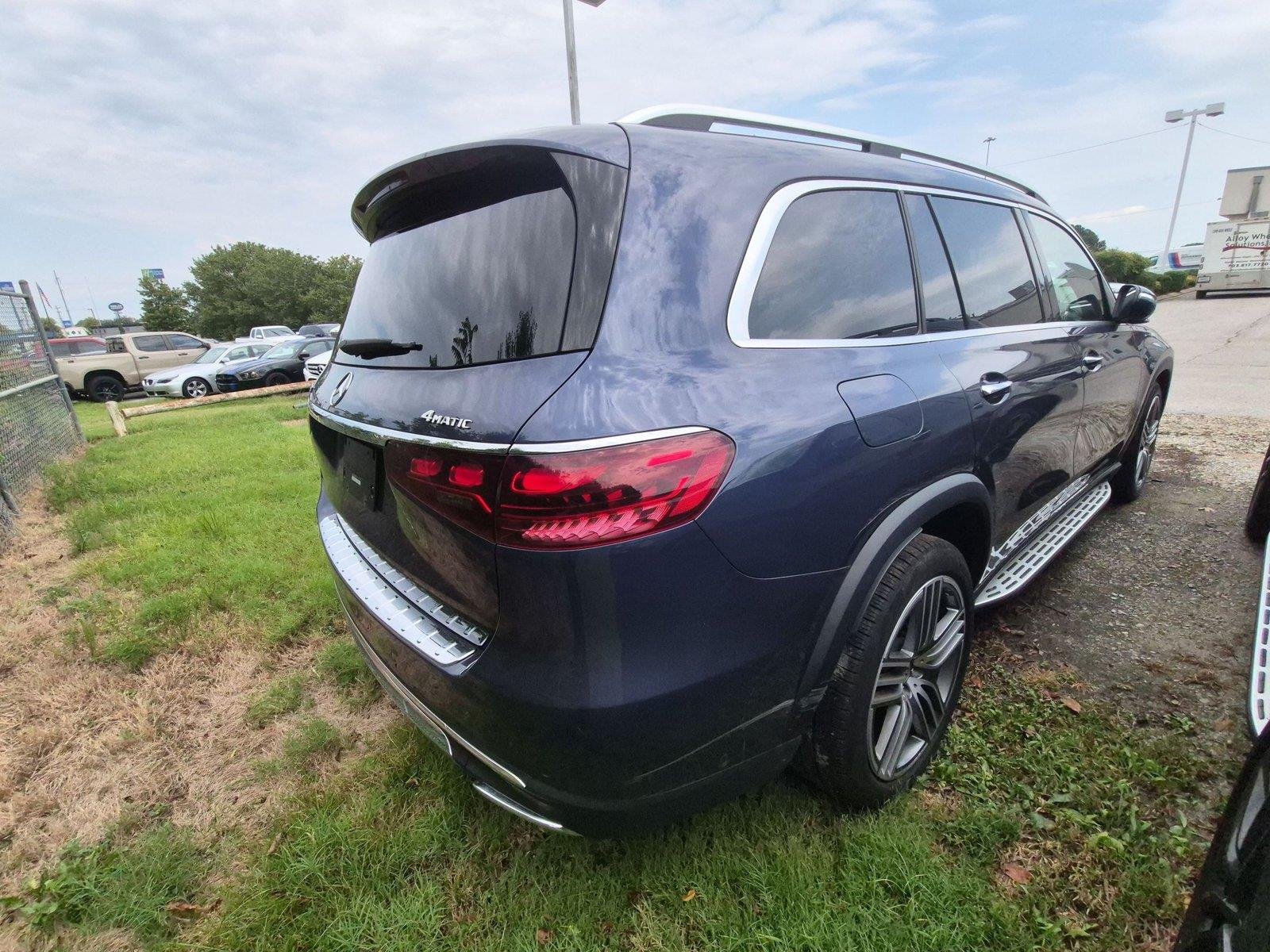 Used 2024 Twilight Blue Metallic Mercedes-Benz GLS 450 image 5
