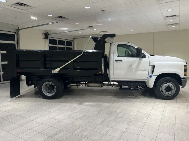 Used 2023 Summit White Chevrolet 1WT image 6
