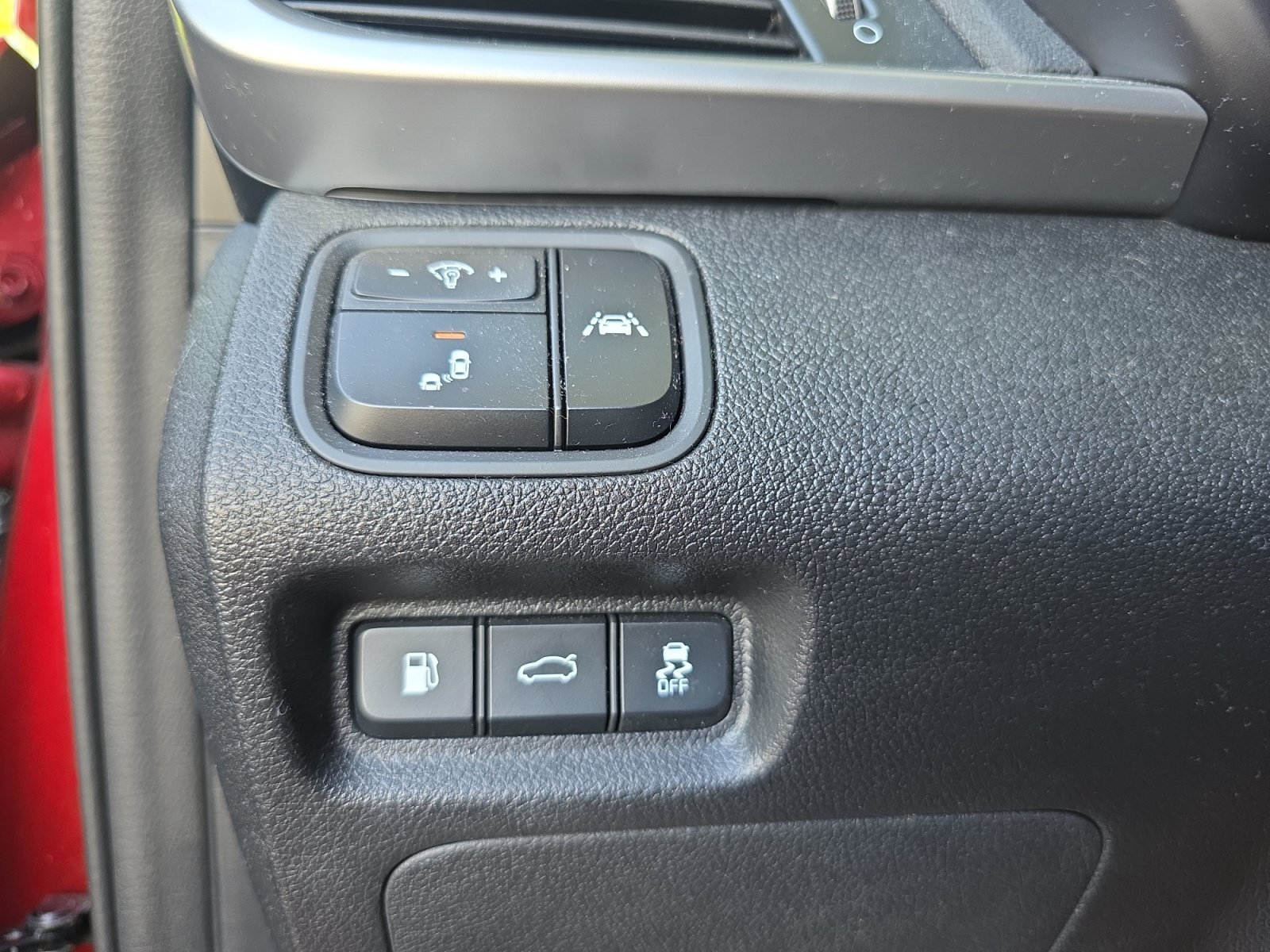 Used 2019 Passion Red Kia S image 25