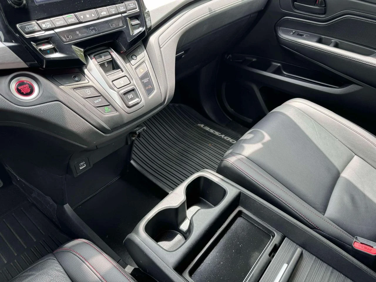 2023 Honda Odyssey SPORT - Photo 34