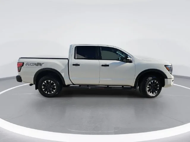 Used 2023 White Nissan PRO-4X image 2