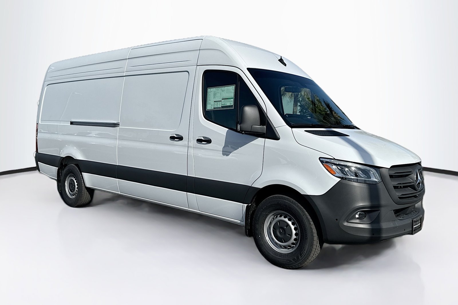 New 2026 Arctic White Mercedes-Benz  image 3