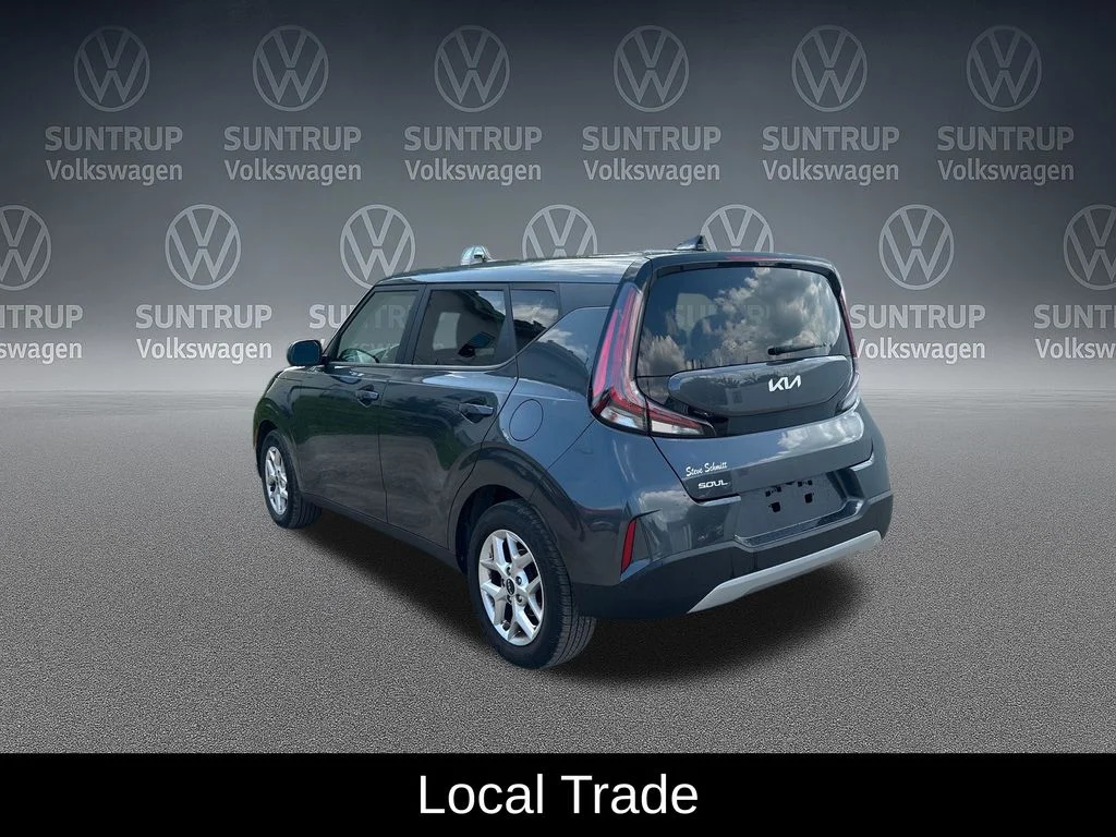 Used 2023 Gray Kia S image 3