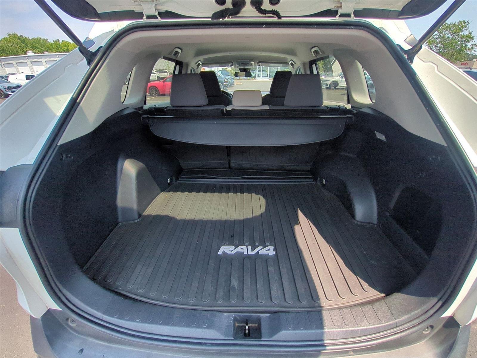 Used 2020 Super White Toyota XLE image 47