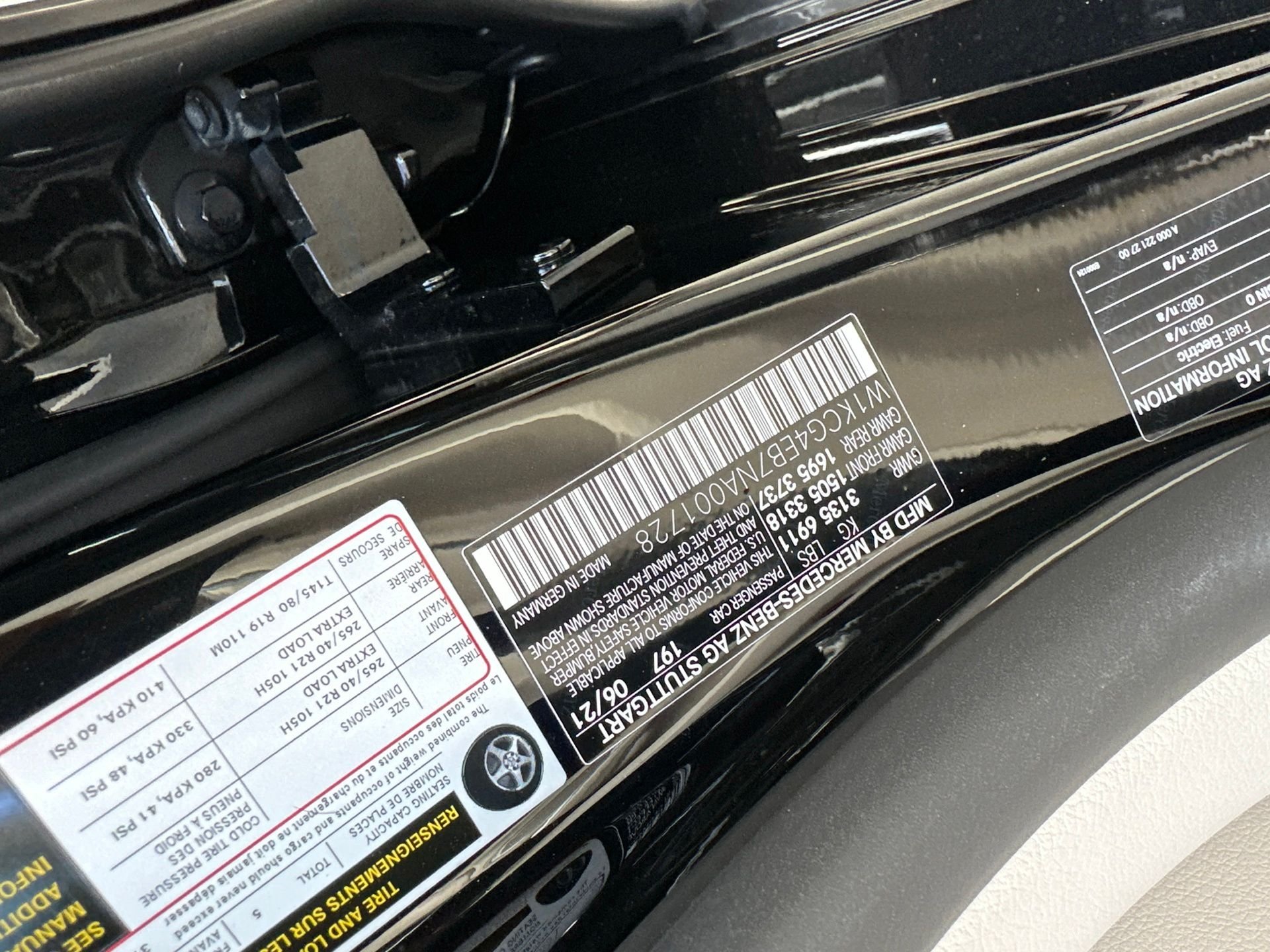 Used 2022 Black Mercedes-Benz 580 image 6