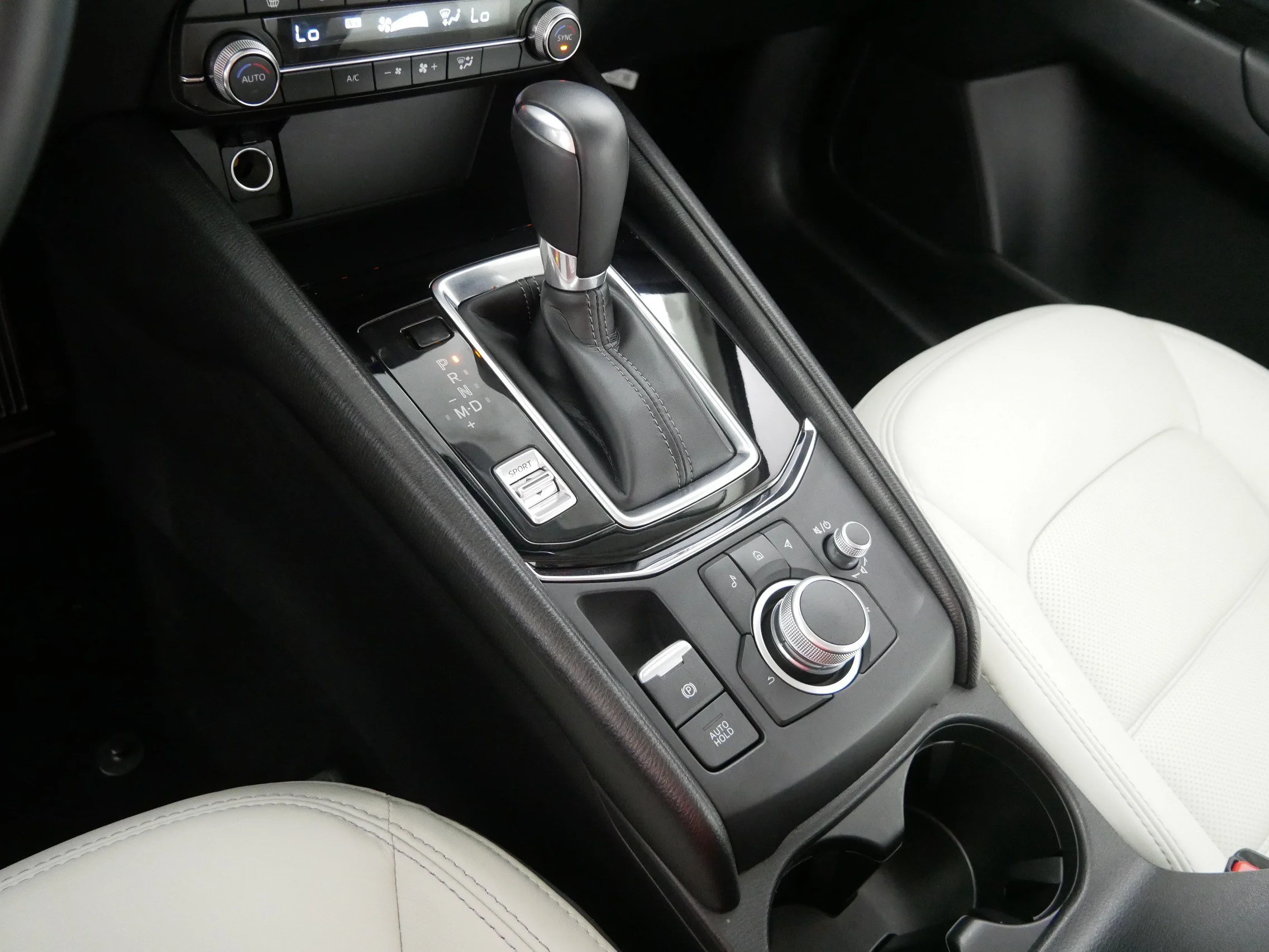 Used 2025 Jet Black Mica Mazda 2.5 S Preferred Package image 24