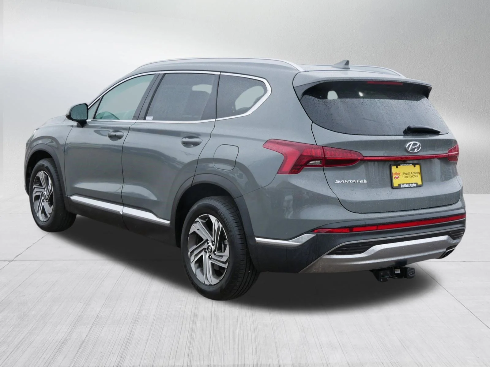 Certified Used 2022 Hampton Gray Hyundai SEL image 5