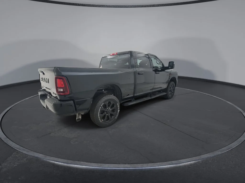 2026 RAM 2500 Big Horn - Photo 8