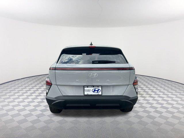 New 2026 Cyber Gray Metallic Hyundai SE image 6