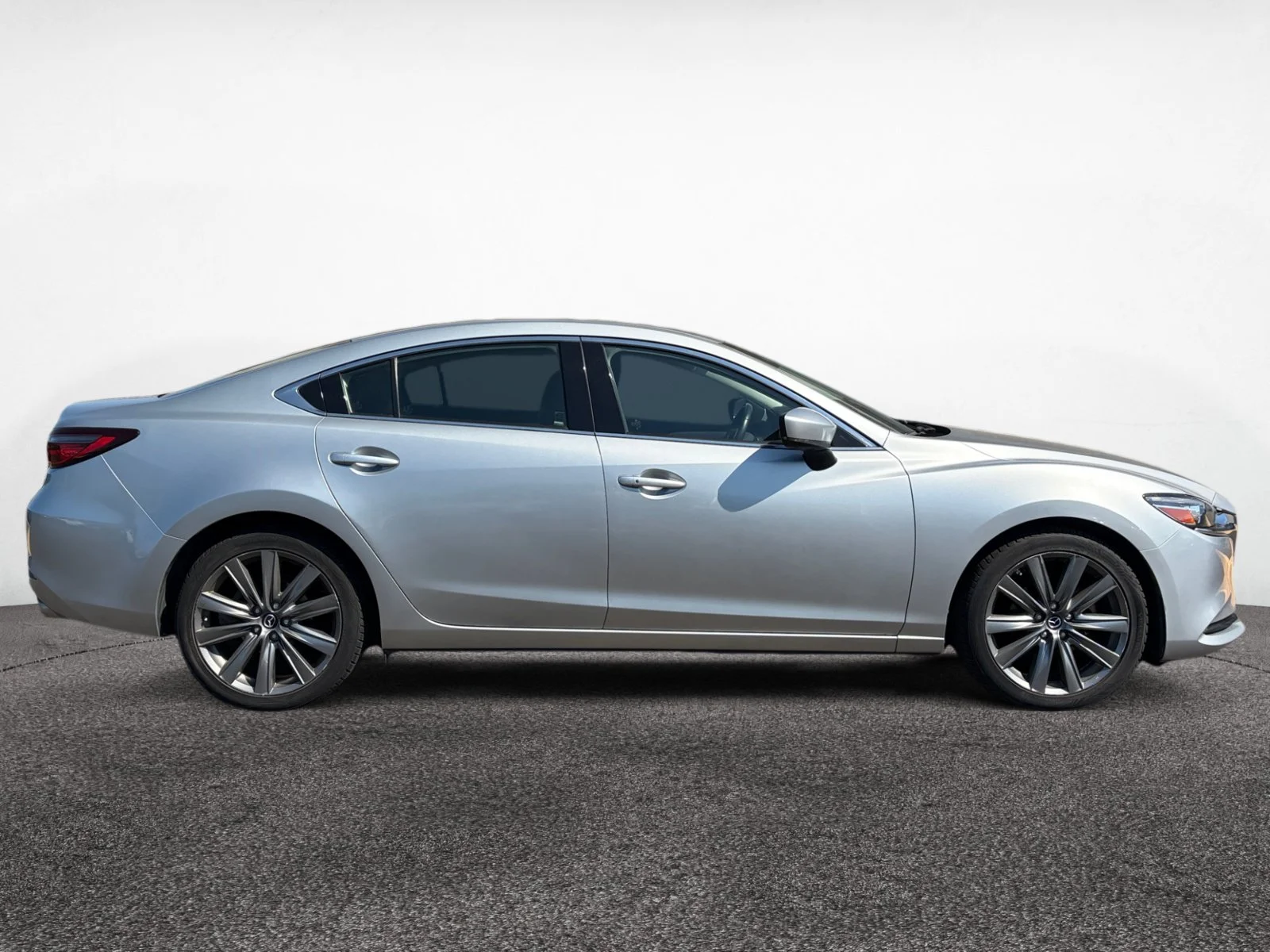 Used 2018 Silver Mazda Touring image 6