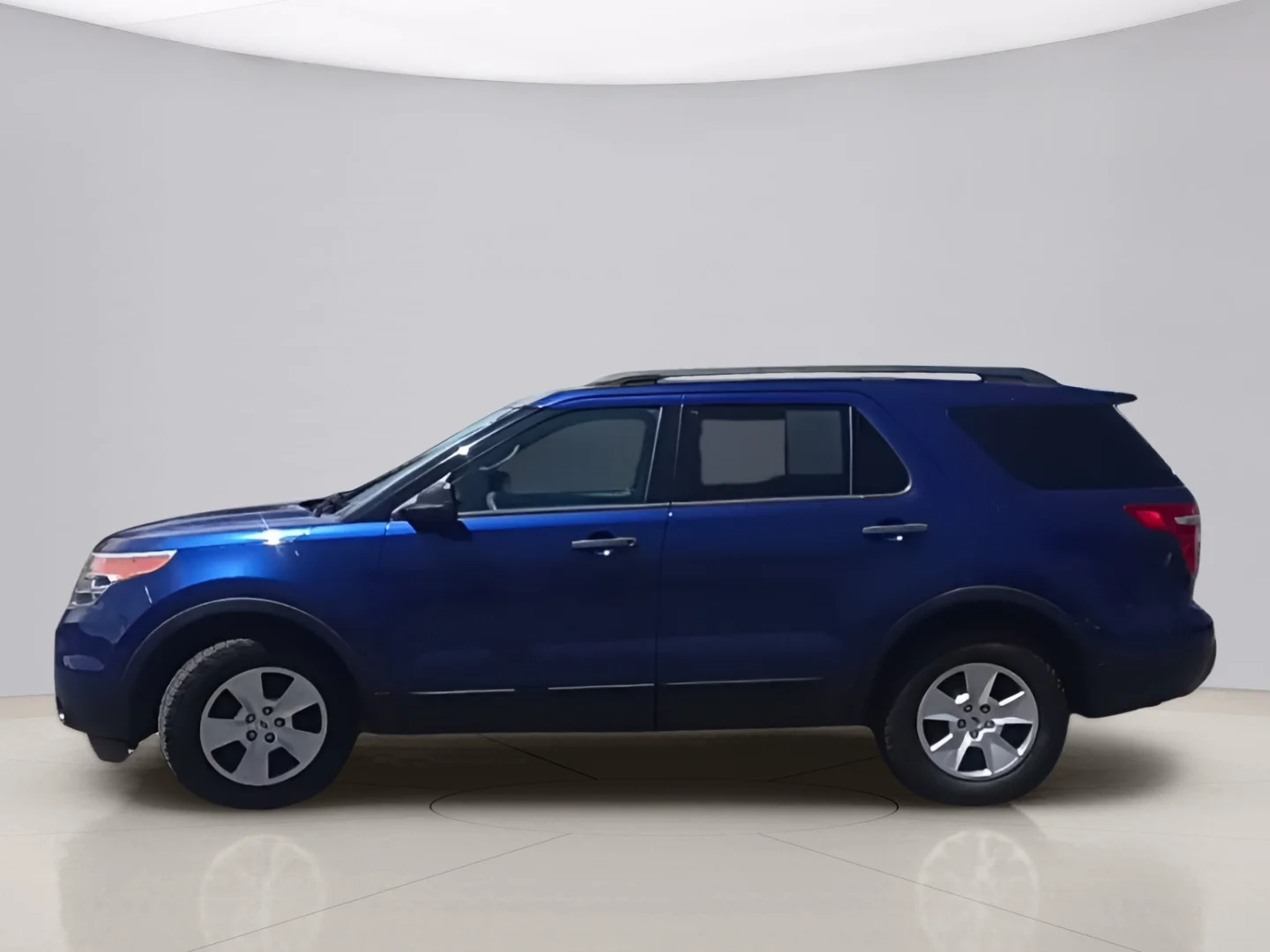 Used 2013 Blue Ford BASE FWD image 2