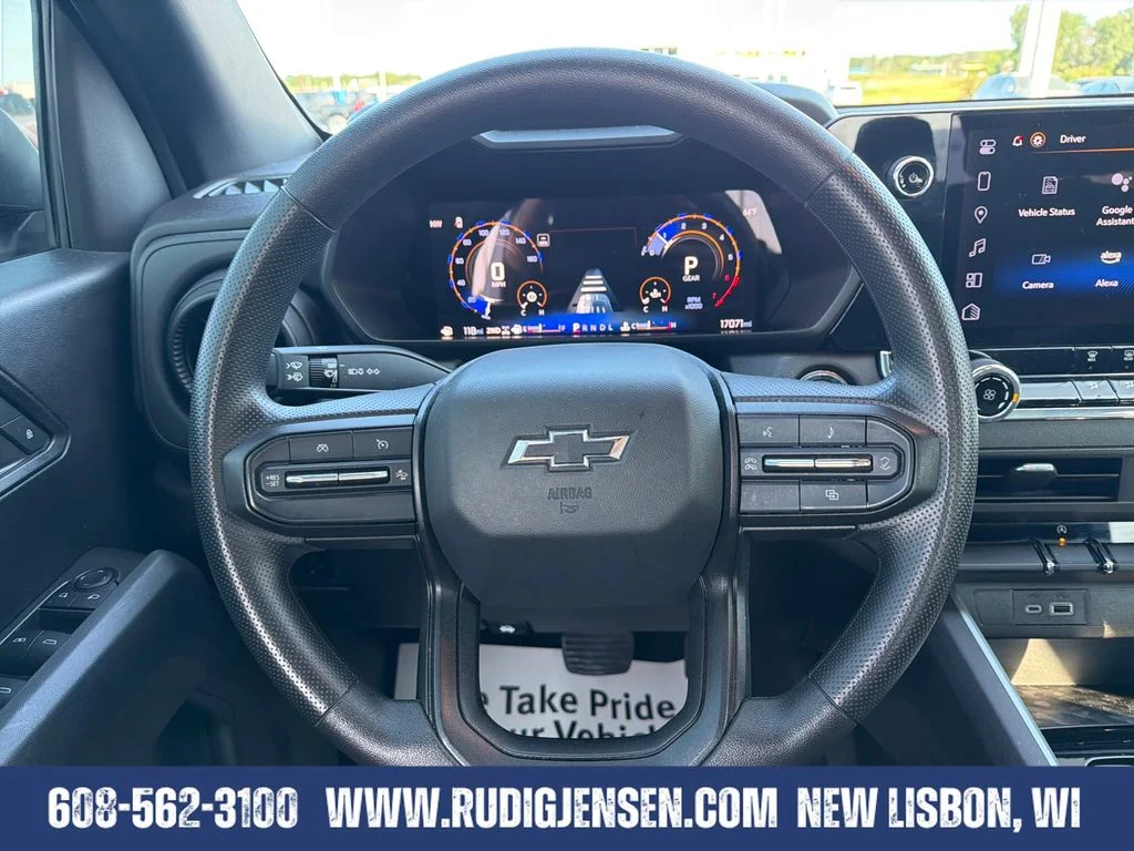 Used 2024 White Chevrolet Trail Boss image 14