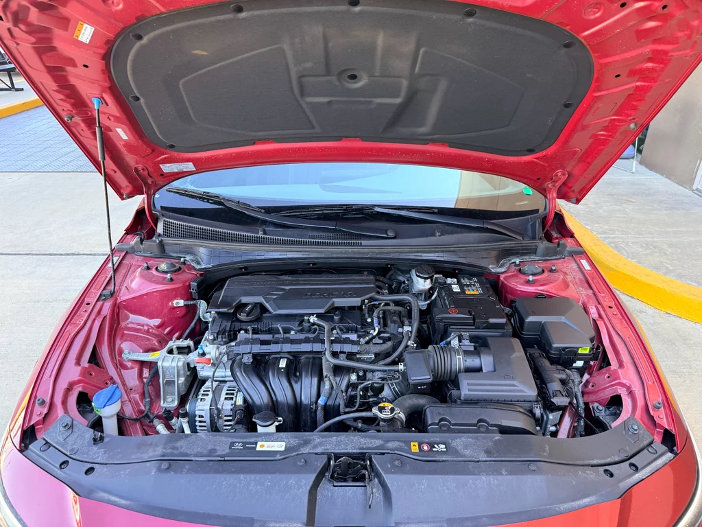 Used 2024 Ultimate Red Hyundai SE image 28