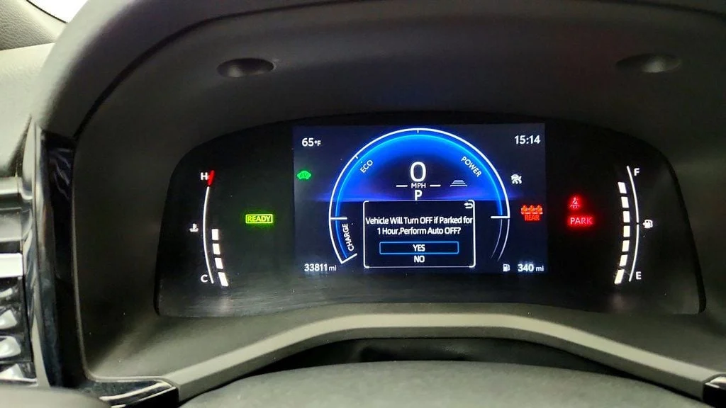 Used 2025 Heavy Metal Toyota SE w/ Power Moonroof, Cold Weather Pkg & Convenience Pkg image 15