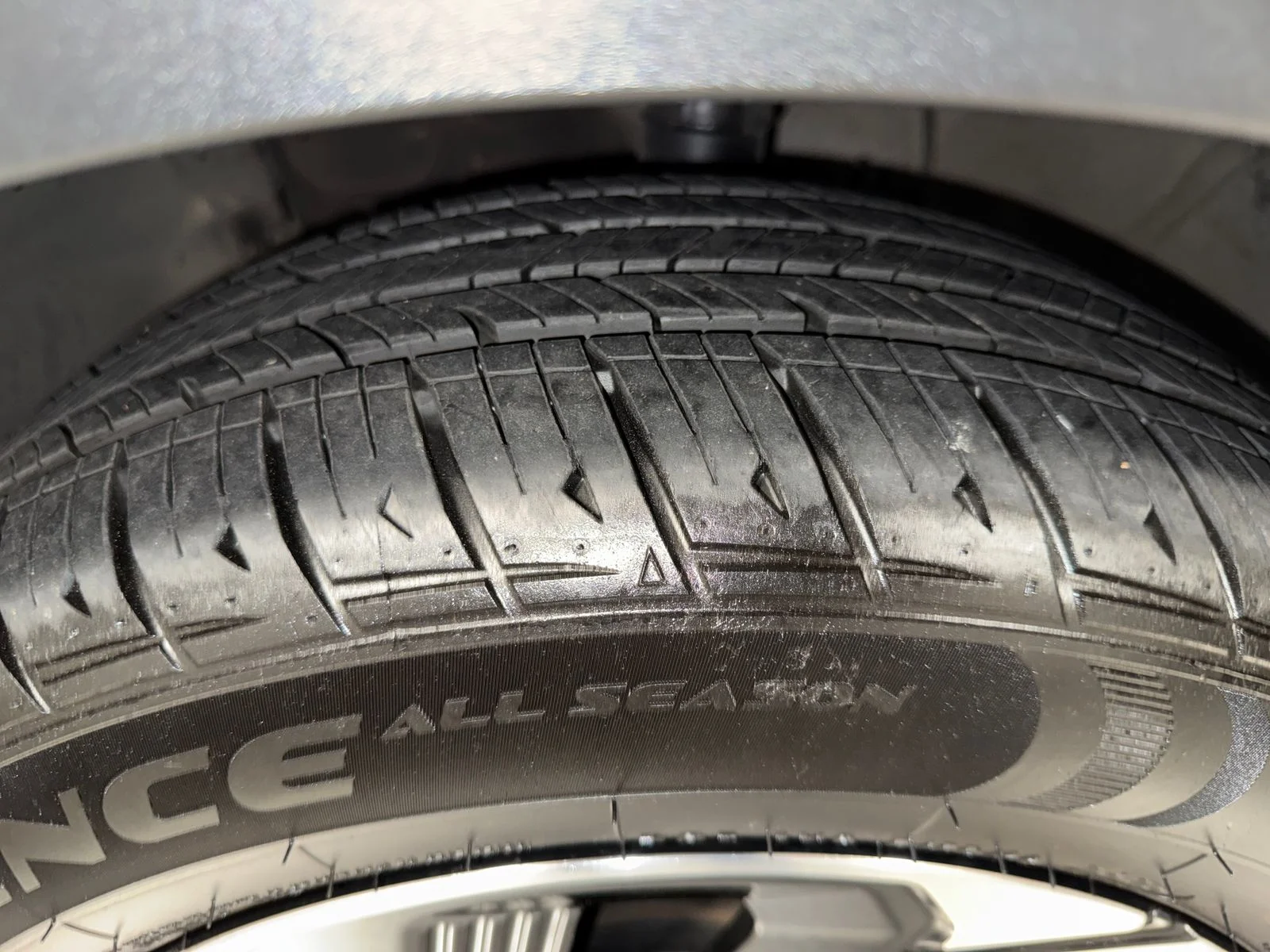 Used 2023 Gray Kia EX image 11