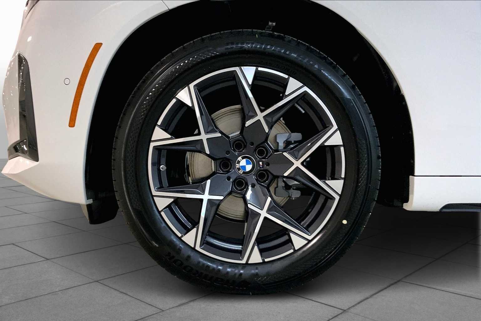 Used 2025 Alpine White BMW 30 xDrive image 11