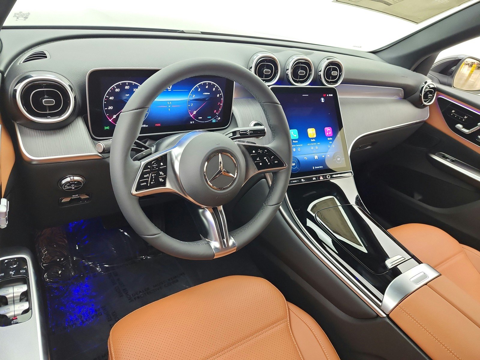 New 2026 Black Mercedes-Benz GLC 300 SUV image 9