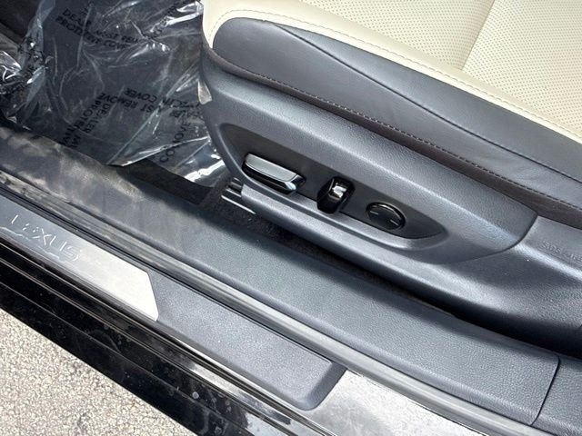Used 2024 Black Lexus 350 image 32