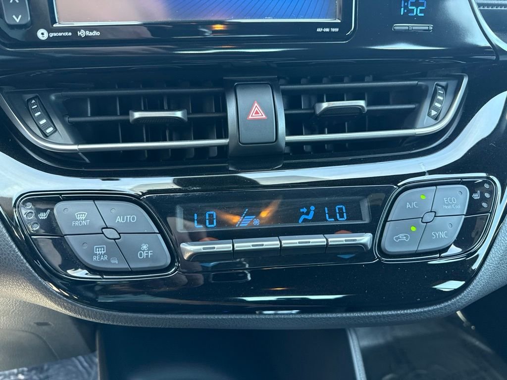 Used 2018 Blue Eclipse Metallic Toyota XLE Premium image 15