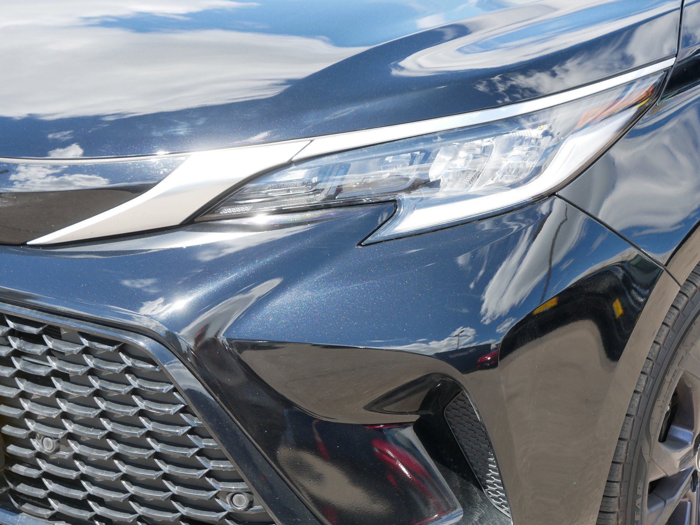 2021 Toyota Sienna XSE - Photo 16