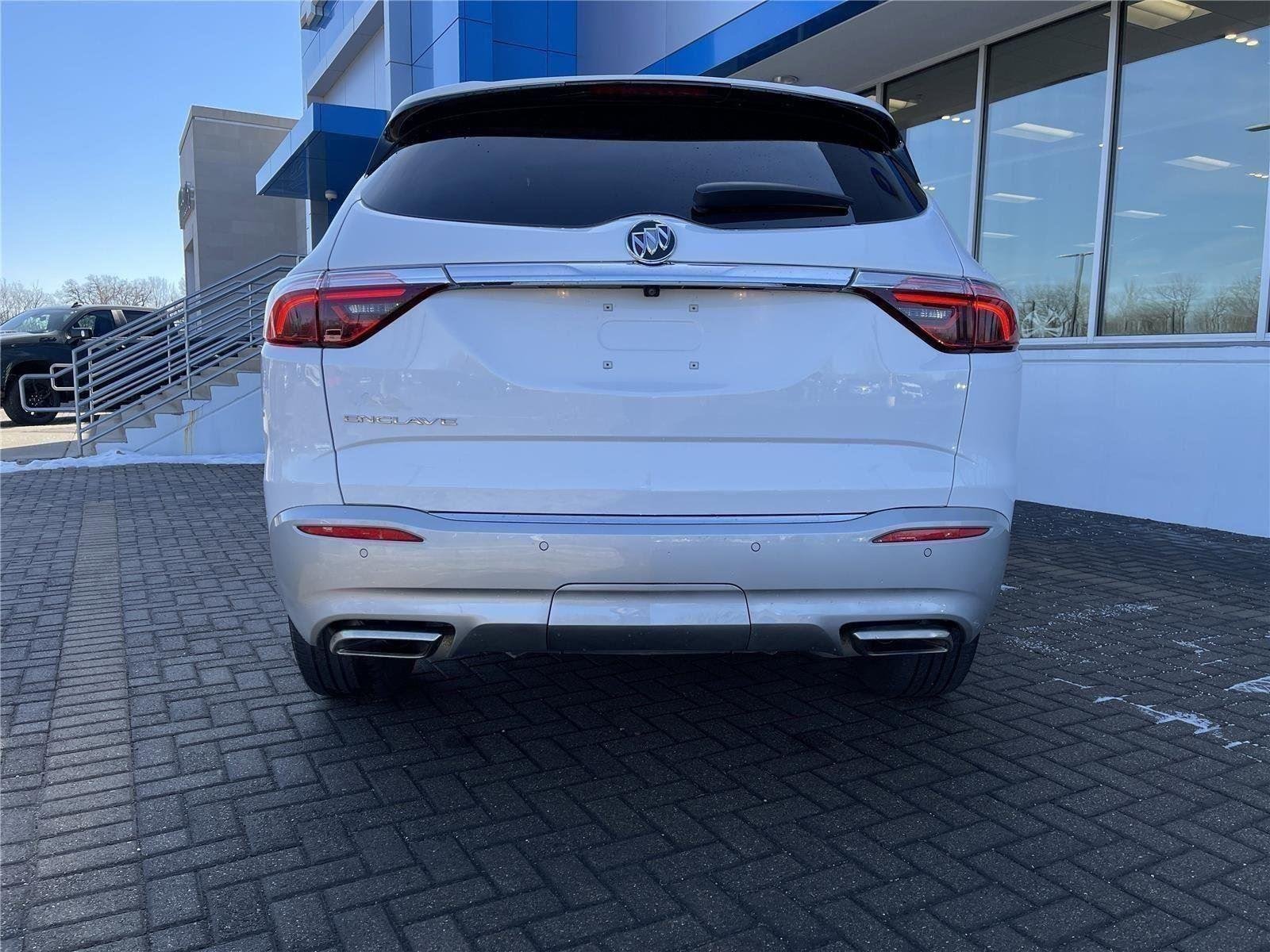 2023 Buick Enclave Essence - Photo 4