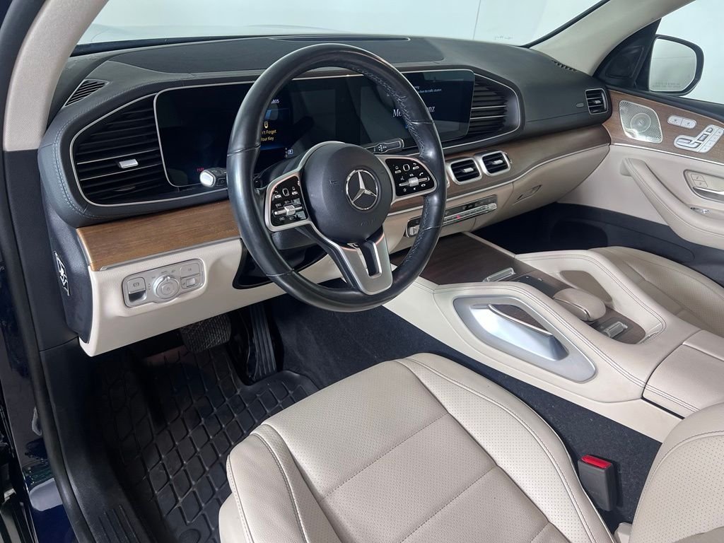 Used 2021  Mercedes-Benz GLS 450 image 4