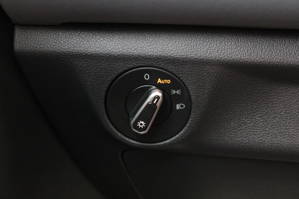 New 2027 Gray Volkswagen 1.5T SE image 10