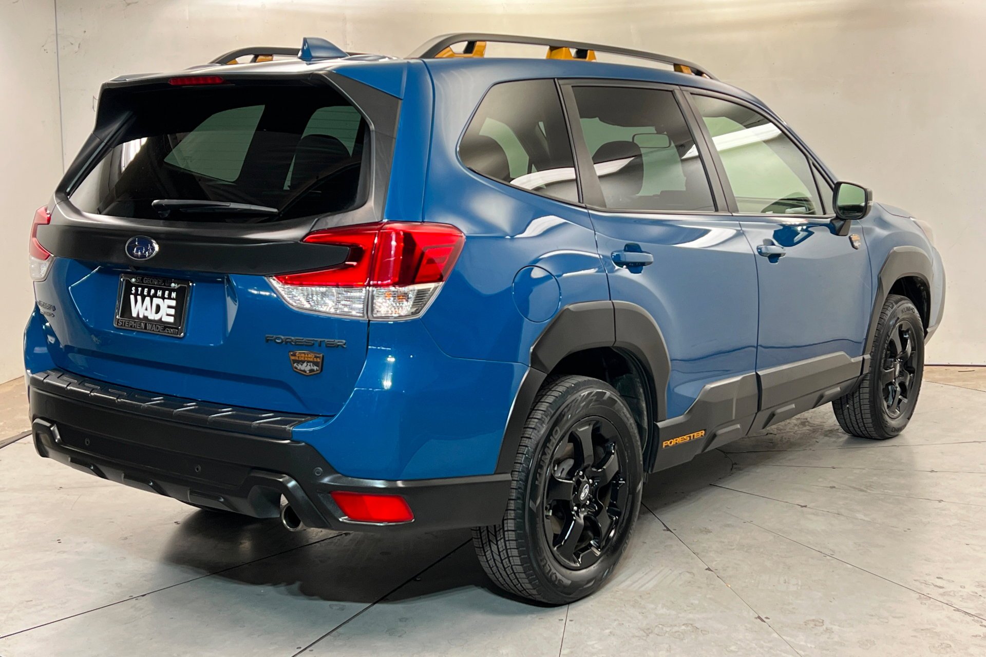 Used 2022 Geyser Blue Subaru Wilderness image 6