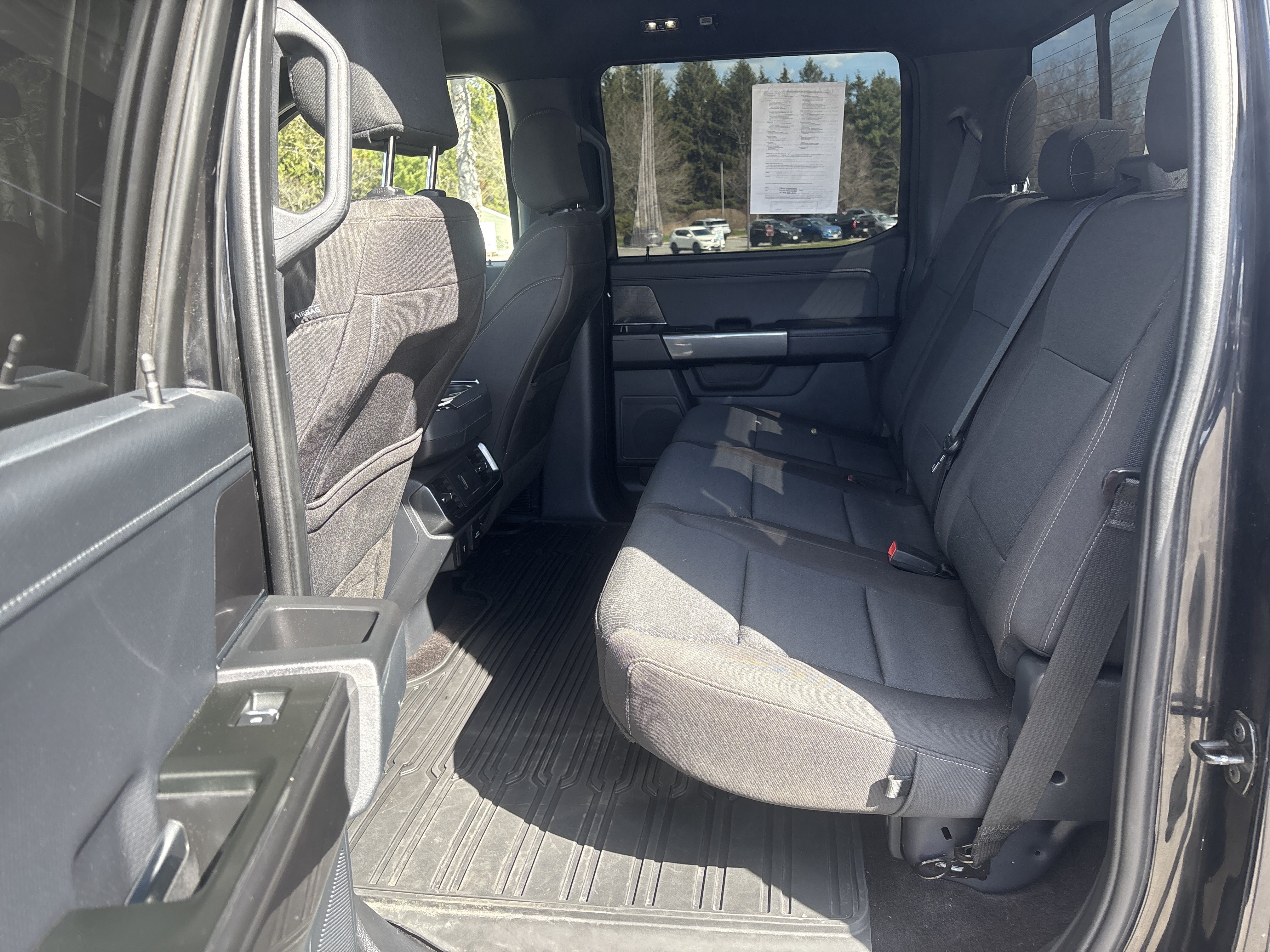 Used 2022 Agate Black Metal Ford XLT image 9