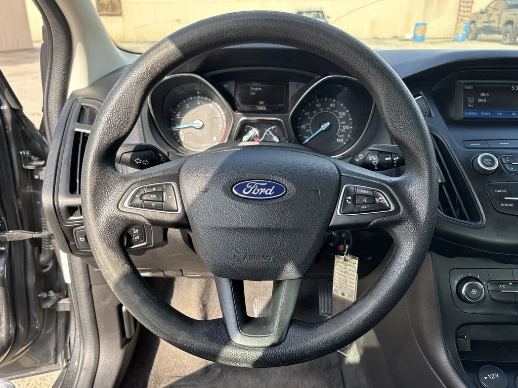 Used 2018 Magnetic Ford S image 15